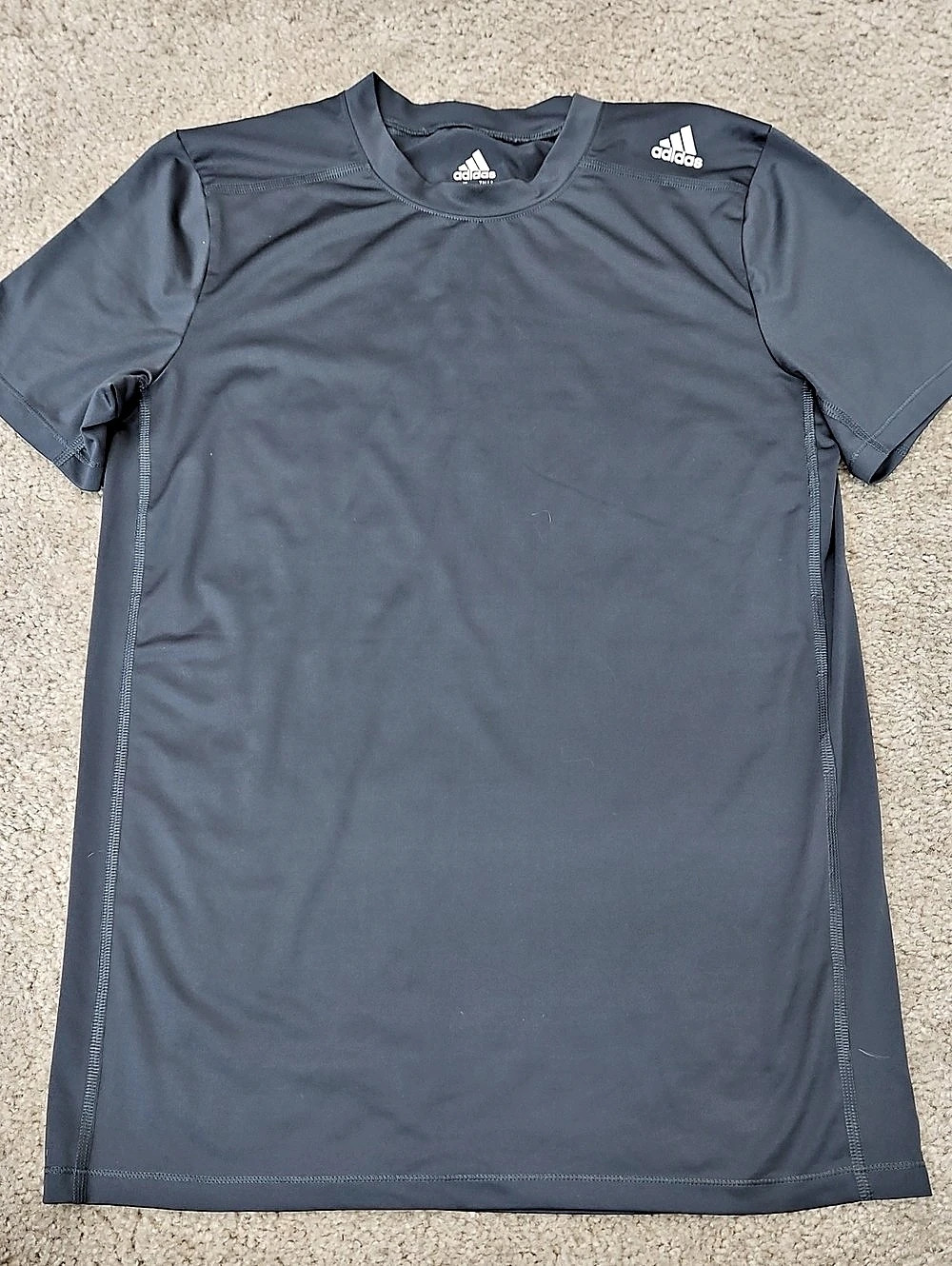 adidas Men's Athletic Short Sleeve Shirt Size XL Like New